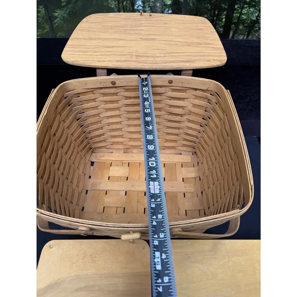 Longaberger 1997 Large Picnic Basket 10324 W/ 2 Risers Swing Handles